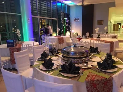 Momen di Arina Skyview