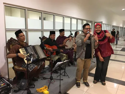 Momen di Arina Skyview
