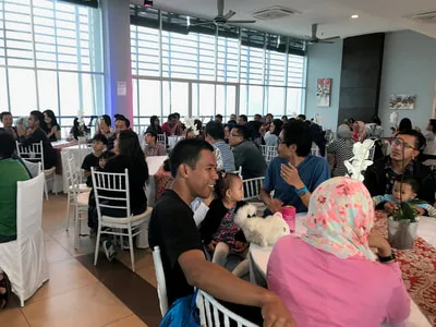 Momen di Arina Skyview