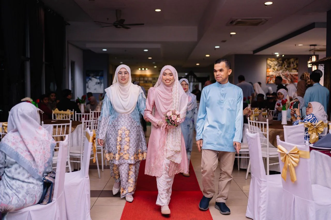 Momen di Arina Skyview